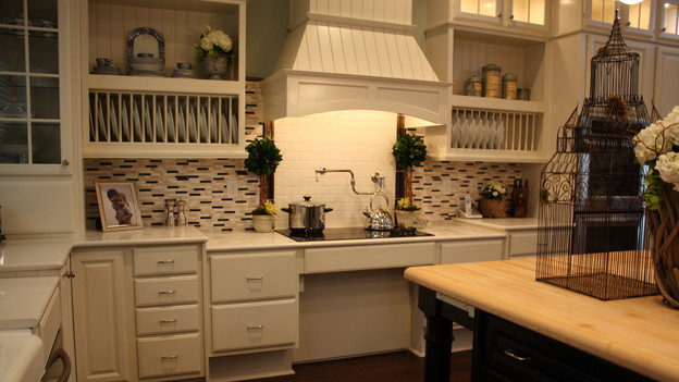 EXTREME MAKEOVER HOME EDITION - "Terpenning Family," - Kitchen, on "Extreme Makeover Home Edition," Sunday, November 8th, on the ABC Television Network.