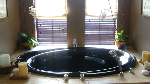 EXTREME MAKEOVER HOME EDITION - "Tate Family," -  Bathroom, on "Extreme Makeover Home Edition," Sunday, March 4th on the ABC Television Network.
