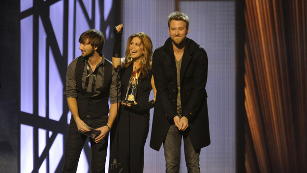THE 43rd ANNUAL CMA AWARDS - THEATRE - "The 43rd Annual CMA Awards" broadcast live from the Sommet Center in Nashville, WEDNESDAY, NOVEMBER 11 (8:00-11:00 p.m., ET) on the ABC Television Network. (ABC/KATHERINE BOMBOY)LADY ANTEBELLUM