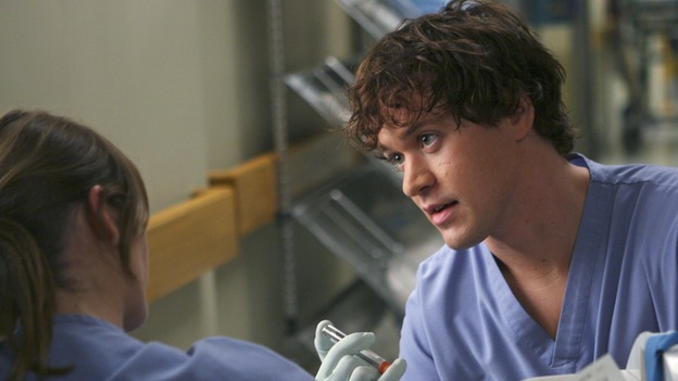GREY'S ANATOMY - "INTO YOU LIKE A TRAIN" (ABC/MICHAEL DESMOND)ELLEN POMPEO, T.R. KNIGHT