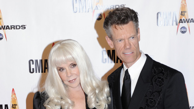 THE 43rd ANNUAL CMA AWARDS - RED CARPET ARRIVALS - "The 43rd Annual CMA Awards" will be broadcast live from the Sommet Center in Nashville, WEDNESDAY, NOVEMBER 11 (8:00-11:00 p.m., ET) on the ABC Television Network. (ABC/DONNA SVENNEVIK)RANDY TRAVIS