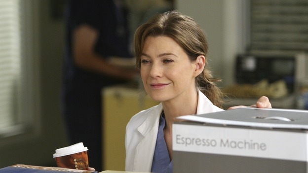 GREY'S ANATOMY - "Love/Addiction" - The residents and interns treat the victims of a massive explosion at an apartment building, while Alex investigates the cause of the accident, Mama Burke returns to collect her son's things just as Cristina trades her wedding presents in exchange for surgeries, Lexie tries to have a heart-to-heart with an unwilling Meredith, and while Callie is overwhelmed with her duties as Chief Resident, Bailey searches for an outlet for her pent-up leadership skills, on "Grey's Anatomy," THURSDAY, OCTOBER 4 (9:00-10:01 p.m., ET) on the ABC Television Network. (ABC/MICHAEL DESMOND)ELLEN POMPEO