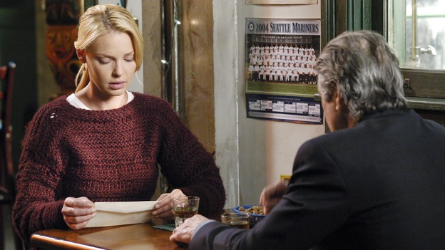 GREY'S ANATOMY - "What I Am" - Addison doubts her abilities as a doctor, Cristina pushes Burke's rehabilitation, one of the interns suffers their own medical emergency, and Izzie receives the surprise of her life, on "Grey's Anatomy," THURSDAY, OCTOBER 12 (9:00-10:01 p.m., ET) on the ABC Television Network. (ABC/GALE ADLER)KATHERINE HEIGL, FRED WARD
