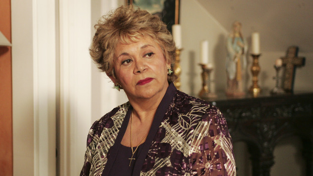 DESPERATE HOUSEWIVES - "COME IN, STRANGER" (ABC/VIVIAN ZINK)LUPE ONTIVEROS
