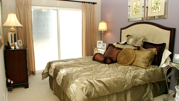 EXTREME MAKEOVER HOME EDITION - "Burns Family," - Master Bedroom, on "Extreme Makeover Home Edition," Sunday, November 28th on the ABC Television Network.