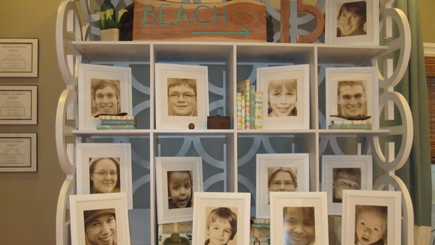 EXTREME MAKEOVER HOME EDITION - "Beach Family," - Artwork, on "Extreme Makeover Home Edition," Sunday, April 4th (8:00-10:00 p.m. ET/PT) on the ABC Television Network.