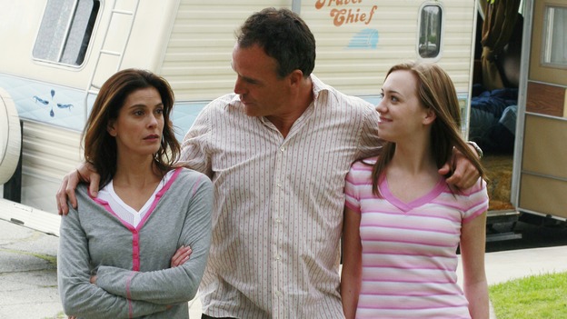 DESPERATE HOUSEWIVES - "Remember" - A series of flashbacks take us back to moving-in day on Wisteria Lane for Bree, Susan, Gaby and Lynette, and to how Mary Alice Young brought them all together. Meanwhile Bree gets some frightening news, Susan moves into a trailer, Lynette discovers Tom's secret and all is not well in the house of Solis, on the two-hour Second-Season finale of "Desperate Housewives," SUNDAY, MAY 21 (9:00-11:00 p.m., ET) on the ABC Television Network. (ABC/RON TOM)TERI HATCHER, RICHARD BURGI, ANDREA BOWEN