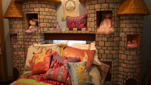 EXTREME MAKEOVER HOME EDITION - "Usea Family," -&nbsp; Girl's Bedroom, on "Extreme Makeover Home Edition," Sunday, May 18th on the ABC Television Network.