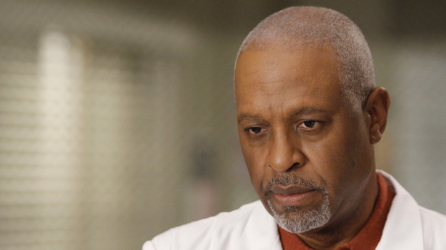 GREY'S ANATOMY - "Tainted Obligation" - When Meredith and Lexie's father, Thatcher, returns to the hospital with a failed liver, it's up to Meredith to save his life. Meanwhile, Izzie empathizes with a patient riddled with tumors, as Mark, annoyed with Cristina's competitive zeal, tricks her into assisting on an unusual surgery, on "Grey's Anatomy," THURSDAY, OCTOBER 8 (9:00-10:01 p.m., ET) on the ABC Television Network. (ABC/MICHAEL DESMOND)JAMES PICKENS JR.