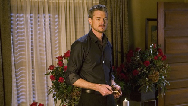 GREY'S ANATOMY - "Beat Your Heart Out" - Mark helps setup a romantic proposal for Derek, but plans change when his friend gets an urgent call from his ex, on "Grey's Anatomy," THURSDAY, FEBRUARY 5 (9:00-10:02 p.m., ET) on the ABC Television Network. (ABC/RANDY HOLEMES) ERIC DANE