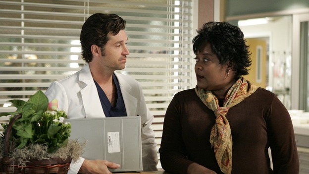 103276_6623 -- GREY'S ANATOMY - "ENOUGH IS ENOUGH" (ABC/CRAIG SJODIN)PATRICK DEMPSEY, LORETTA DEVINE