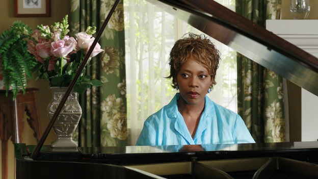 Betty ApplewhiteShe came to Fairview amidst a cloud of mystery. It was obvious that Betty Applewhite was hiding something when she moved to Wisteria Lane. It turned out to be her son, Caleb, in the basement! Betty eventually learned that her other son, Matthew, was really the one who deserved to be locked up. After Matthew was killed, Betty and Caleb left The Lane for good.