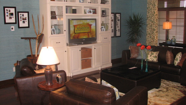 EXTREME MAKEOVER HOME EDITION - "Thibodeau Family," - Living Room, on "Extreme Makeover Home Edition," Sunday, November 5th on the ABC Television Network.