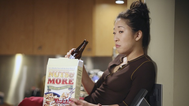 GREY'S ANATOMY - "Great Expectations" - While rumors of the Chief's departure spread among the hospital staff, Bailey proposes the creation of a free clinic, and a Seattle Grace doctor receives a proposal of a different sort, on "Grey's Anatomy," THURSDAY, JANUARY 25 (9:00-10:01 p.m., ET) on the ABC Television Network. (ABC/DANNY FELD)SANDRA OH