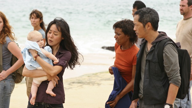 LOST - "There's No Place Like Home," Part 1 - The face-off between the survivors and the freighter people begins, on "Lost," THURSDAY, MAY 15 (10:02-11:00 p.m., ET) on the ABC Television Network.  (ABC/MARIO PEREZ)YUNJIN KIM, KEN LEUNG