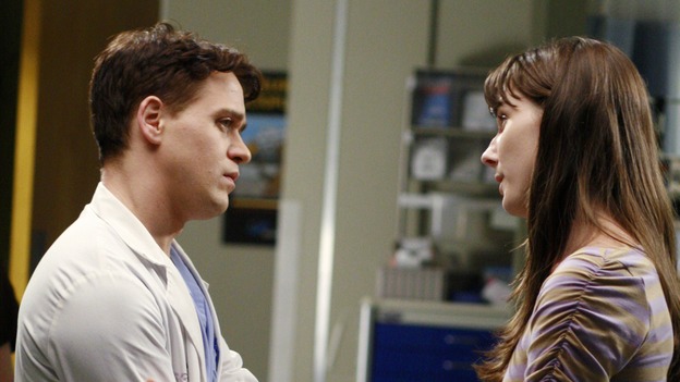 GREY'S ANATOMY - "Kung Fu Fighting" - With his marriage in turmoil, the Chief turns to his fellow male surgeons for a "gentleman's evening," Cristina and Izzie heatedly compete for the same surgeries and the favor of the doctor performing them, Meredith treats the survivor of a skydiving accident, and the doctors treat two injured finalists who are competing in a promotional competition, on "Grey's Anatomy," THURSDAY, NOVEMBER 1 (9:00-10:07 p.m., ET) on the ABC Television Network. (ABC/RON TOM) T.R. KNIGHT, CHRYSSIE WHITEHEAD