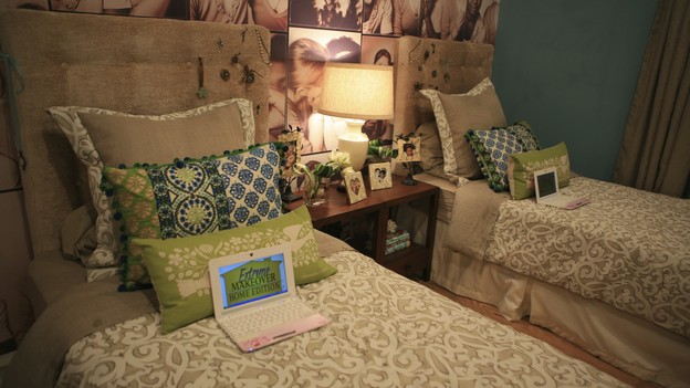 EXTREME MAKEOVER HOME EDITION - "Beach Family," - The Jewelry Box Room, on "Extreme Makeover Home Edition," Sunday, April 4th (8:00-10:00 p.m. ET/PT) on the ABC Television Network.