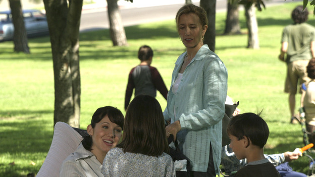 DESPERATE HOUSEWIVES - "Suspicious Minds" -- Looking to give her life a purpose, Gabrielle decides to organize a glamorous Halston fashion show for charity highlighting the ladies of Wisteria Lane. But Susan is less than charitable toward her friend when she discovers Gabrielle's shocking secret. Meanwhile, Lynette uses her business acumen to poach a nanny, and Bree decides to take Andrew's out-of-control behavior into her own hands, on "Desperate Housewives," SUNDAY, XXXXXXXX (9:00-10:00 p.m., ET) on the ABC Television Network. (ABC/SCOTT GARFIELD)MARLA SOKOLOFF, FELICITY HUFFMAN, EXTRAS