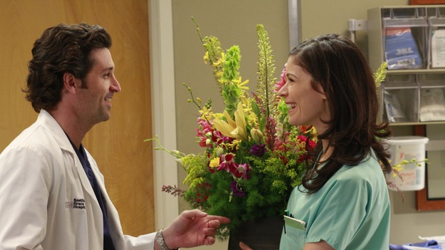 GREY'S ANATOMY - "Where the Wild Things Are" - Six weeks after Derek and Meredith ended their relationship and Derek began dating Rose, Meredith and her fellow residents, Alex, Izzie and Cristina, compete in a surgical contest, with Bailey serving as judge. Meanwhile interns George and Lexie adjust to their new, squalid apartment, and Callie finds a friend in her roommate Cristina's nemesis, Erica Hahn, on "Grey's Anatomy," THURSDAY, APRIL 24 (9:00-10:01 p.m., ET) on the ABC Television Network. (ABC/RON TOM)PATRICK DEMPSEY, LAUREN STAMILE