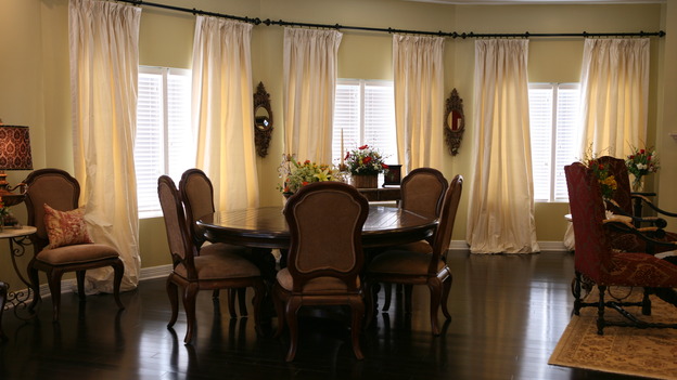EXTREME MAKEOVER HOME EDITION - "Usea Family," -&nbsp; Dining Room, on "Extreme Makeover Home Edition," Sunday, May 18th on the ABC Television Network.