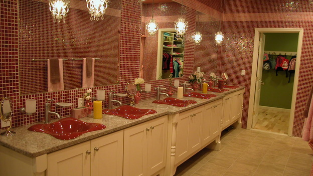 EXTREME MAKEOVER HOME EDITION - "Arena Family," - Bathroom, on "Extreme Makeover Home Edition," Sunday, May 14th on the ABC Television Network.