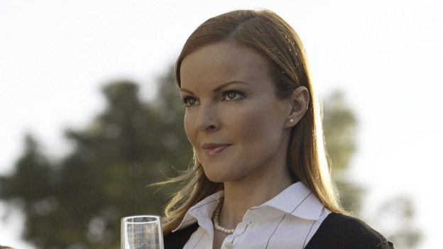 100267_4988 -- DESPERATE HOUSEWIVES - (ABC/PETER "HOPPER" STONE)MARCIA CROSS