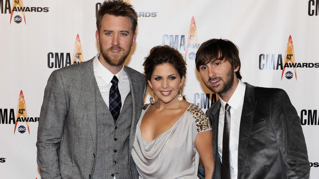 THE 43rd ANNUAL CMA AWARDS - RED CARPET ARRIVALS - "The 43rd Annual CMA Awards" will be broadcast live from the Sommet Center in Nashville, WEDNESDAY, NOVEMBER 11 (8:00-11:00 p.m., ET) on the ABC Television Network. (ABC/DONNA SVENNEVIK)LADY ANTEBELLUM