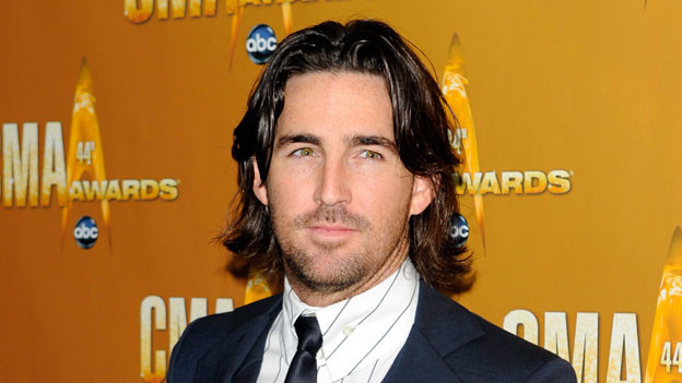 THE 44TH ANNUAL CMA AWARDS - RED CARPET ARRIVALS - "The 44th Annual CMA Awards" will be broadcast live from the Bridgestone Arena in Nashville, WEDNESDAY, NOVEMBER 10 (8:00-11:00 p.m., ET) on the ABC Television Network. (ABC/ANDREW WALKER)JAKE OWEN