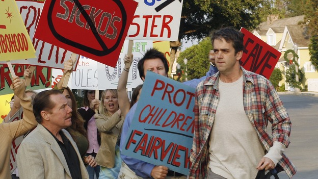 DESPERATE HOUSEWIVES - "The Miracle Song" (ABC/RON TOM) MATT ROTH