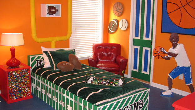 EXTREME MAKEOVER HOME EDITION - "Riggins Family," -  Boy's Bedroom, on "Extreme Makeover Home Edition," Sunday, January 21th on the ABC Television Network.