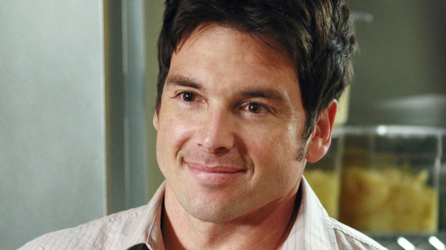 DESPERATE HOUSEWIVES - "Into the Woods" - Lynette realizes she loves another man, and his name is Rick Coletti, on "Desperate Housewives," SUNDAY, MAY 6 (9:00-10:02 p.m., ET) on the ABC Television Network. (ABC/RON TOM) JASON GEDRICK