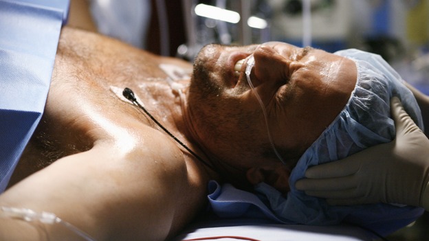 GREY'S ANATOMY - "Rise Up" - A patient must undergo a painful procedure to stay alive, on "Grey's Anatomy," THURSDAY, NOVEMBER 6 (9:00-10:01 p.m., ET) on the ABC Television Network. (ABC/SCOTT GARFIELD) TOM VERICA