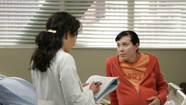 GREY'S ANATOMY - "Something to Talk About"(ABC/CRAIG SJODIN)SANDRA OH, ALISON WARD