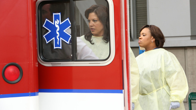 GREY'S ANATOMY - "Flight" - Faced with a life threatening situation, the doctors must fight to stay alive while trying to save the lives of their peers; Bailey and Ben make a decision regarding their relationship; and Teddy is presented with a tempting offer. Meanwhile, Richard plans a special dinner for the residents, on the Season Finale of "Grey's Anatomy," THURSDAY, MAY 17 (9:00-10:01 p.m., ET) on the ABC Television Network. (ABC/DANNY FELD)SARA RAMIREZ, CHANDRA WILSON