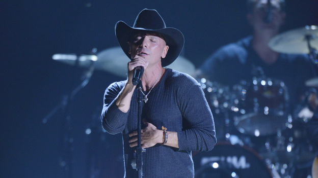 THE 46TH ANNUAL CMA AWARDS - THEATRE - "The 46th Annual CMA Awards" airs live THURSDAY, NOVEMBER 1 (8:00-11:00 p.m., ET) on ABC live from the Bridgestone Arena in Nashville, Tennessee. (ABC/KATHERINE BOMBOY-THORNTON)KENNY CHESNEY