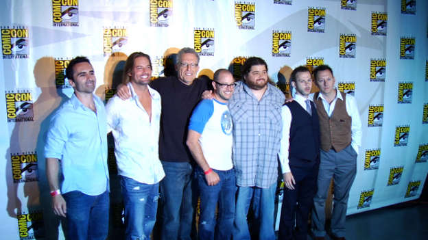 The Comic-Con 2009 panel was loaded with surprises and great guests. In attendance were Nestor Carbonell (Richard Alpert), Josh Holloway (Sawyer), Carlton Cuse (Executive Producer), Damon Lindelof (Executive Producer), Jorge Garcia (Hurley), Dominic Monaghan (Charlie Pace) and Michael Emerson (Ben Linus).