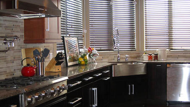 EXTREME MAKEOVER HOME EDITION - "Marshall Family," - Kitchen, on "Extreme Makeover Home Edition," Sunday, November 29th, on the ABC Television Network.